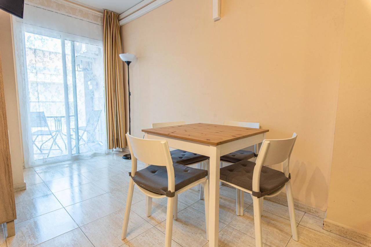 Apartaments Costamar Calafell Bagian luar foto