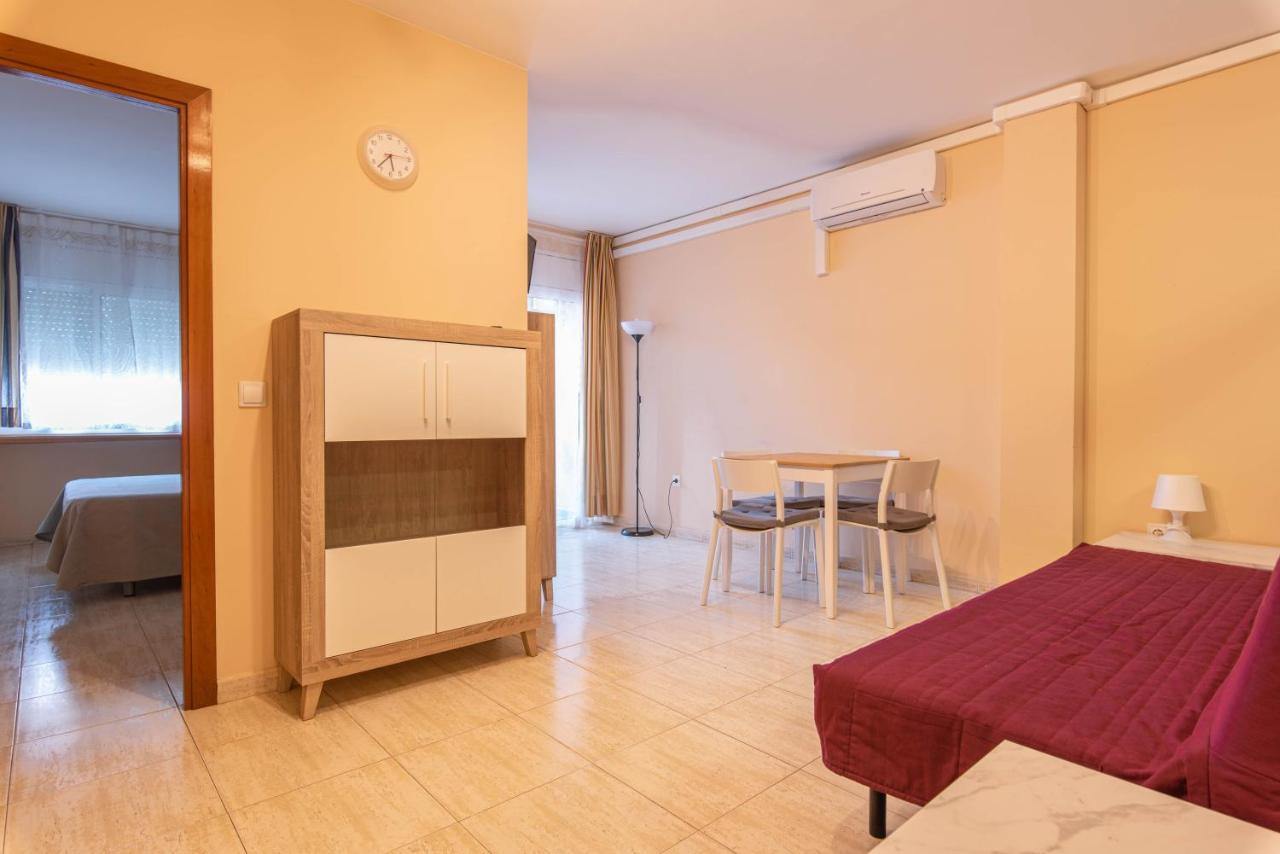 Apartaments Costamar Calafell Bagian luar foto