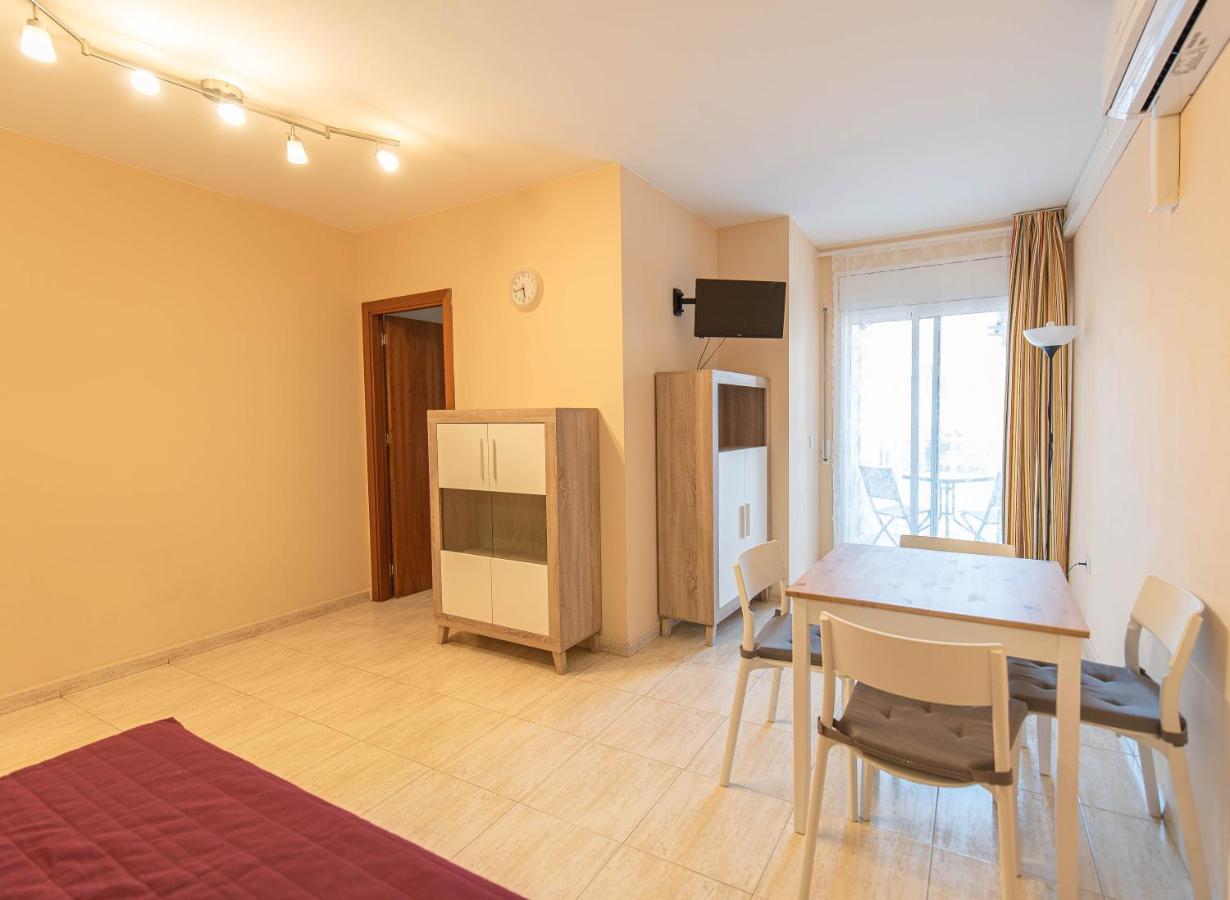 Apartaments Costamar Calafell Bagian luar foto