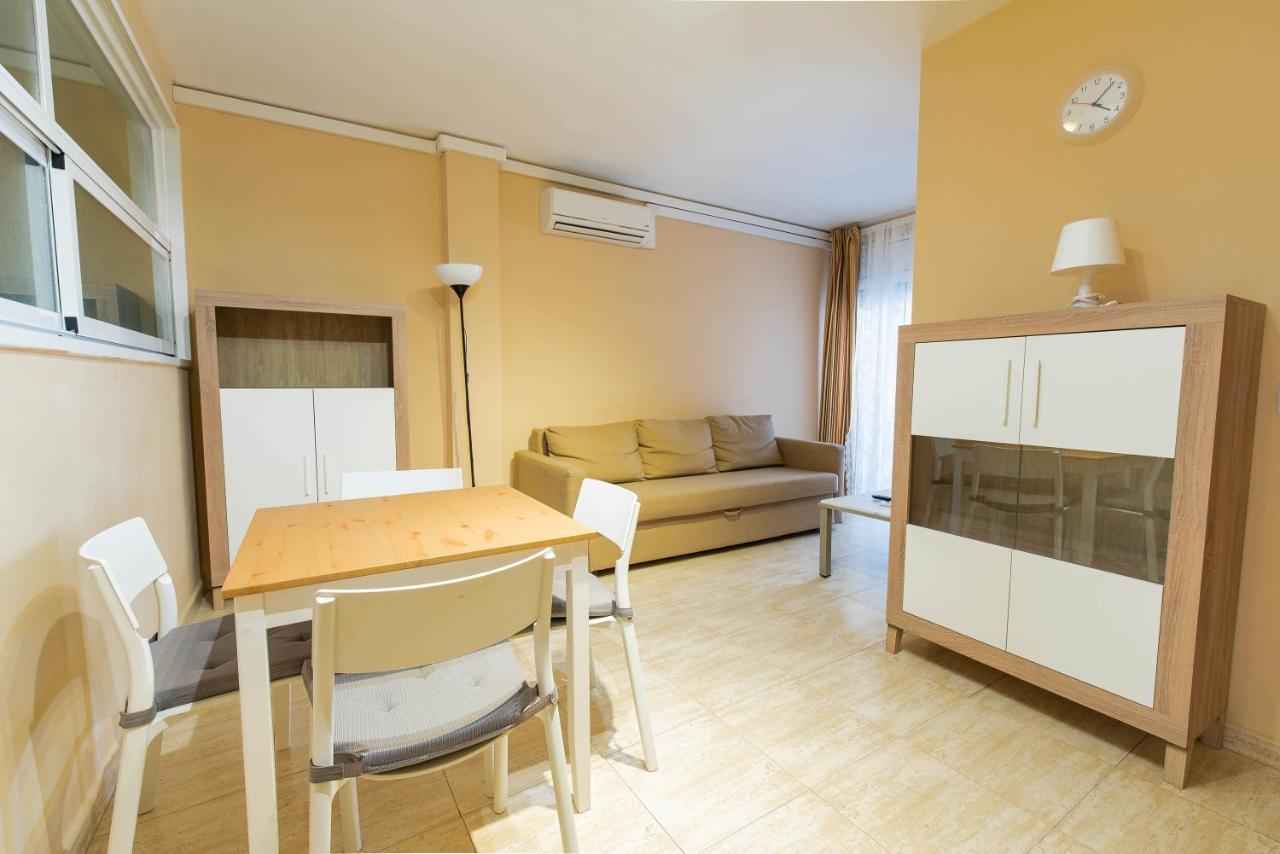 Apartaments Costamar Calafell Bagian luar foto
